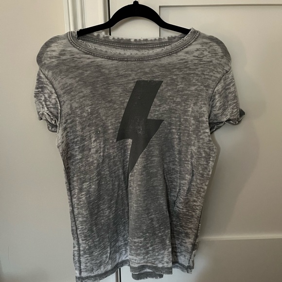 Recycled Karma - AC/DC Black Lightning Bolt T-Shirt - Picture 4 of 6